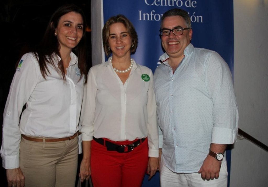 Dolly Farah, María Claudia Páez y Francisco Osuna.