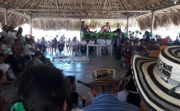Retornan familias desplazadas de la vereda Caño Negro en El Carmen de Bolívar Retornan familias desplazadas de la vereda Caño Negro en El Carmen de Bolívar