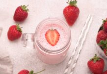 Jugo de fresa en leche Jugo de Fresa en Leche