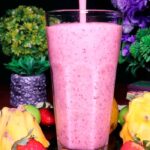 Jugo de pitahaya con fresas