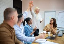 Liderazgo empresarial en Colombia: Claves para el éxito en el mundo empresarial Liderazgo Empresarial en Colombia